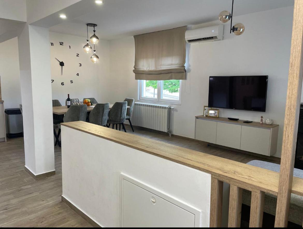 Apartman Kurtov Apartment Pakostane Ngoại thất bức ảnh
